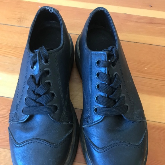 Doc Marten Low Tops - Picture 3 of 3